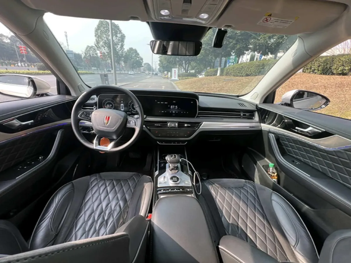 2019 HongQi HS5 2.0T 224HP L4 6AT,autocango,china used car exporter,china ev exporter,chinese used car exporter,chinese used ev exporter