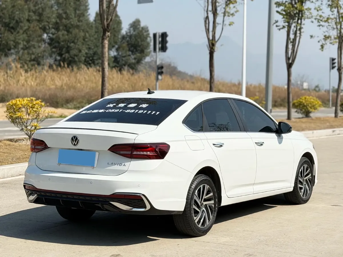 2024 Volkswagen Lavida 1.5T 160HP L4 7DCT,autocango,china used car exporter,china ev exporter,chinese used car exporter,chinese used ev exporter