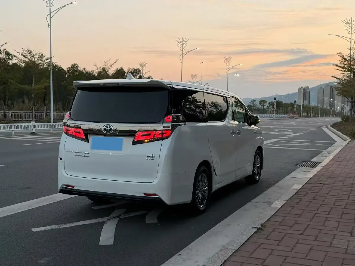 2021 Toyota Vellfire 2.5L 117HP L4 E-CVT Hybrid,autocango,china used car exporter,china ev exporter,chinese used car exporter,chinese used ev exporter