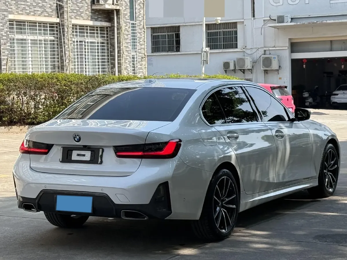 2025 BMW 3 Series 2.0T 184HP L4 8AT,autocango,china used car exporter,china ev exporter,chinese used car exporter,chinese used ev exporter