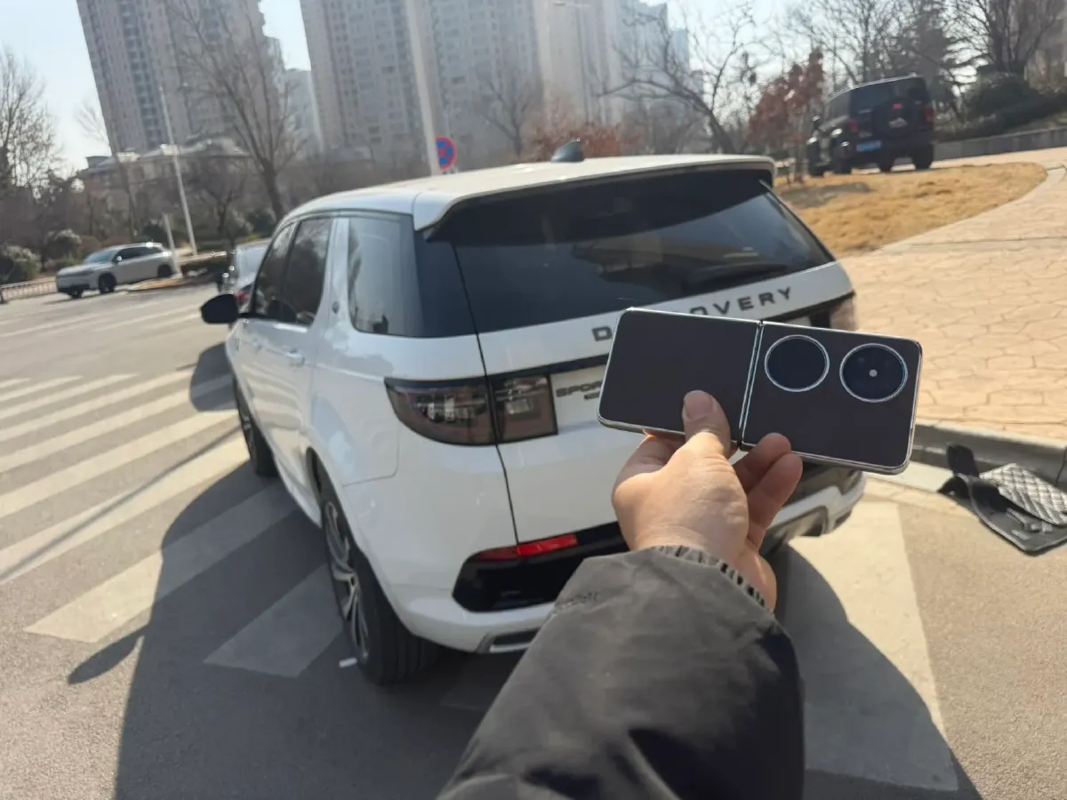 2020 Land Rover Discovery Sport 2.0T 249HP L4 9AT,autocango,china used car exporter,china ev exporter,chinese used car exporter,chinese used ev exporter