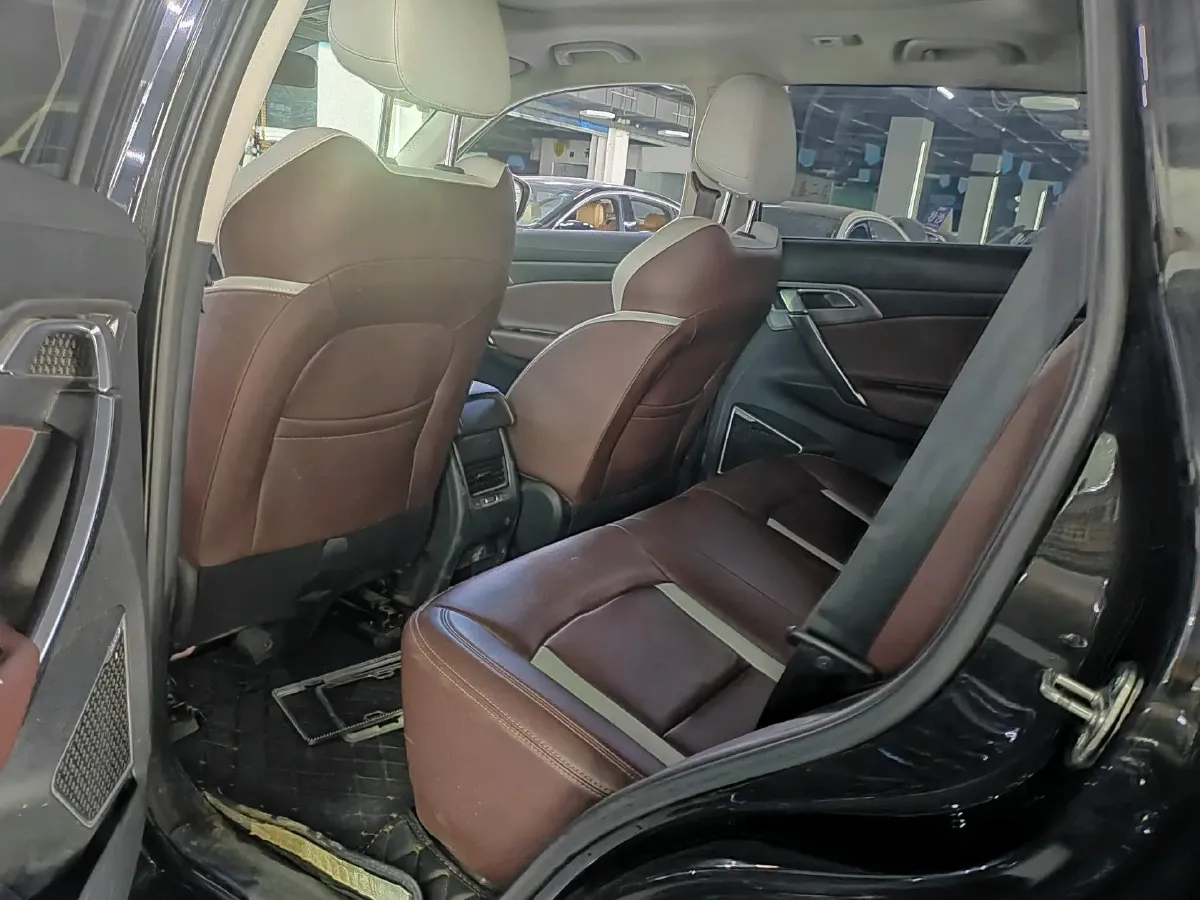 2022 Geely Azkarra 1.8T 184HP L4 7DCT,autocango,china used car exporter,china ev exporter,chinese used car exporter,chinese used ev exporter