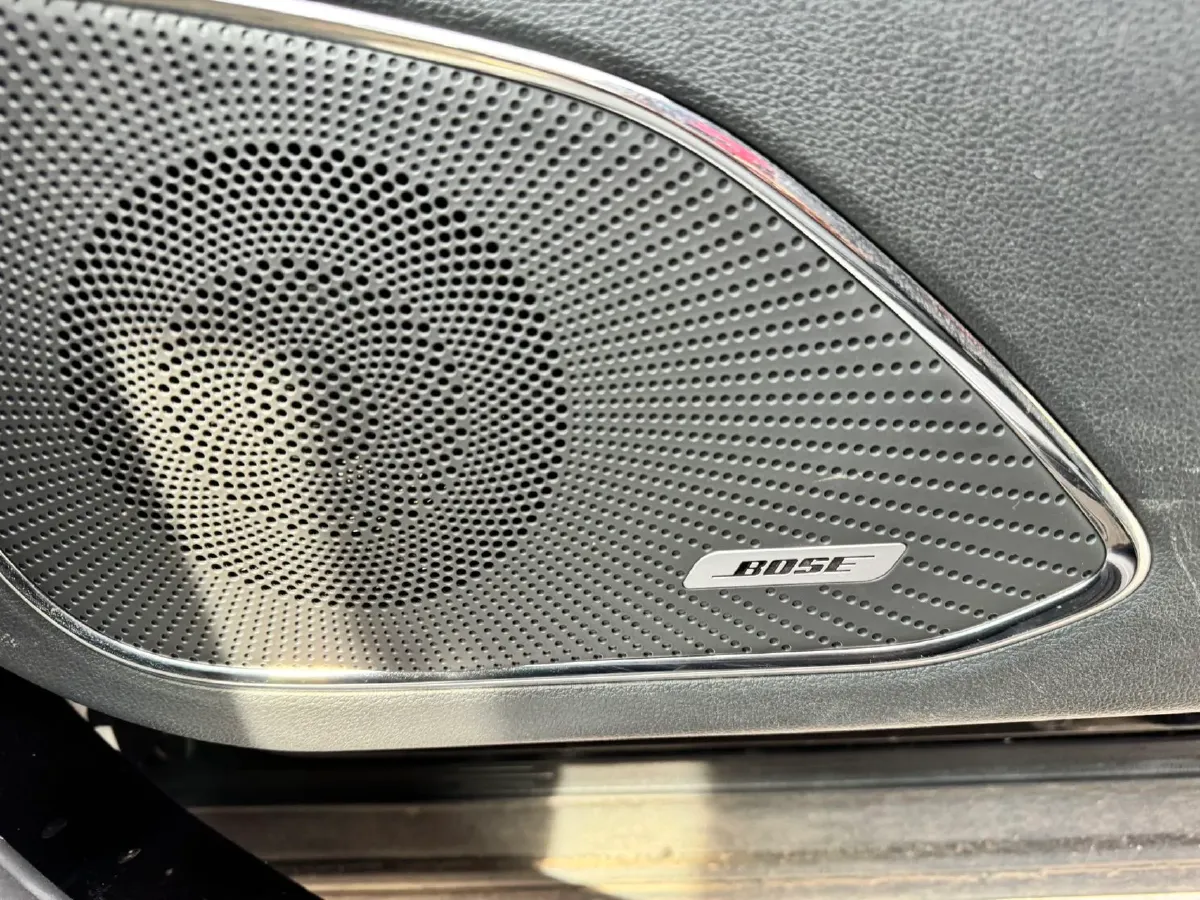 2022 HongQi HS5 2.0T 224HP L4 6AT,autocango,china used car exporter,china ev exporter,chinese used car exporter,chinese used ev exporter