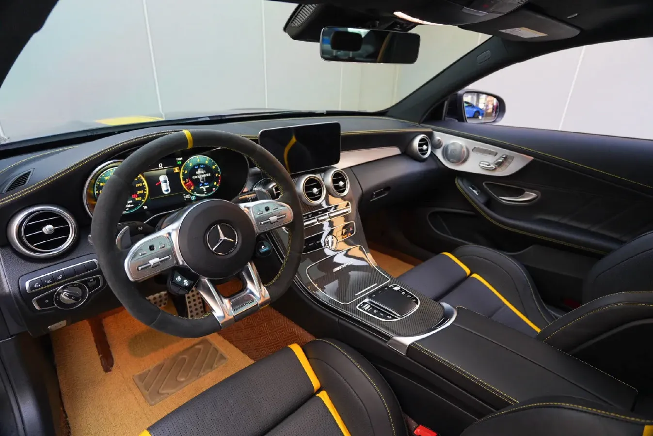 2021 Mercedes-Benz C AMG 4.0T 476HP V8 9AT,autocango,china used car exporter,china ev exporter,chinese used car exporter,chinese used ev exporter