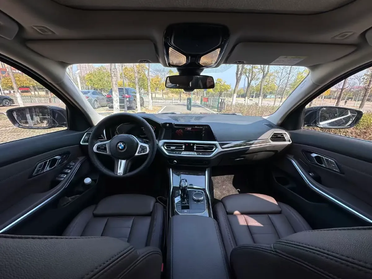 2020 BMW 3 Series 2.0T 184HP L4 8AT,autocango,china used car exporter,china ev exporter,chinese used car exporter,chinese used ev exporter