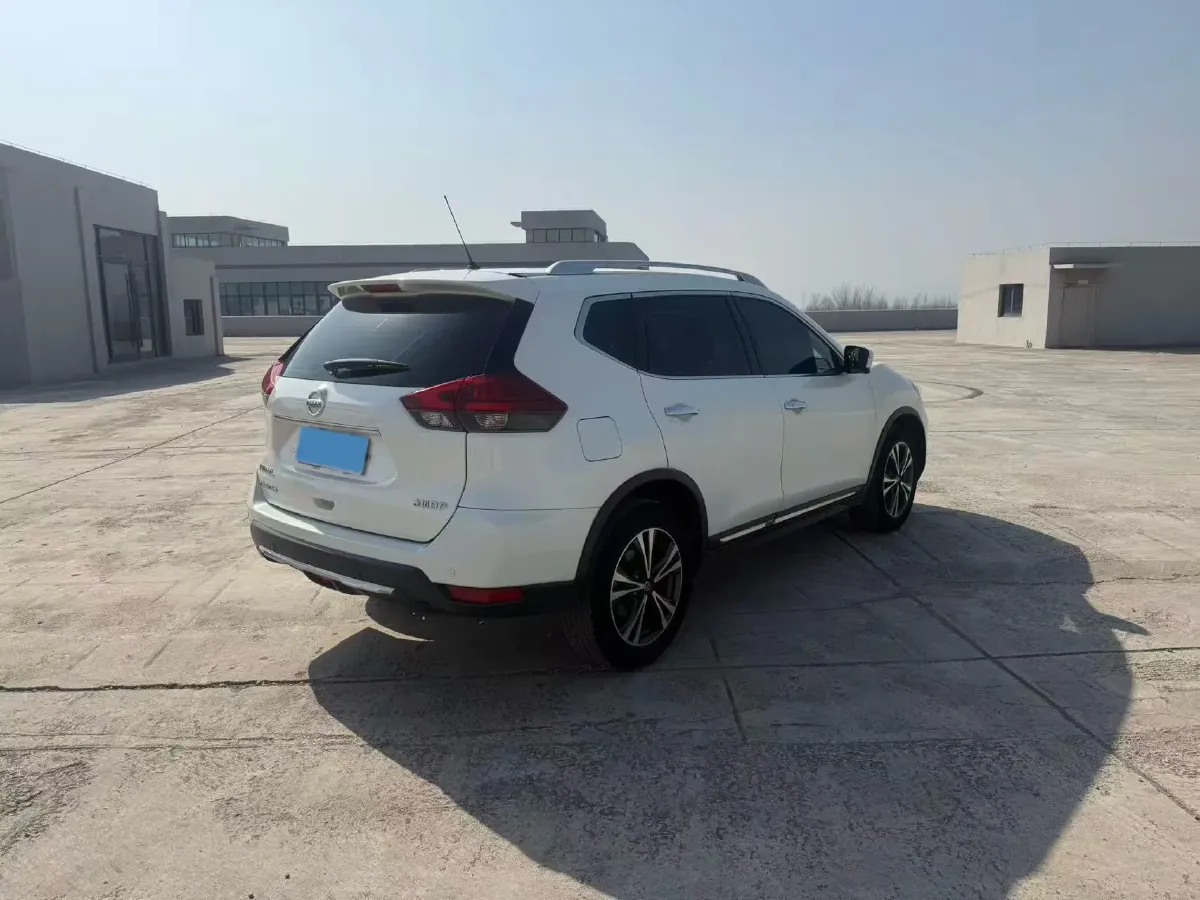 2021 Nissan X-Trail 2.5L 181HP L4 CVT,autocango,china used car exporter,china ev exporter,chinese used car exporter,chinese used ev exporter