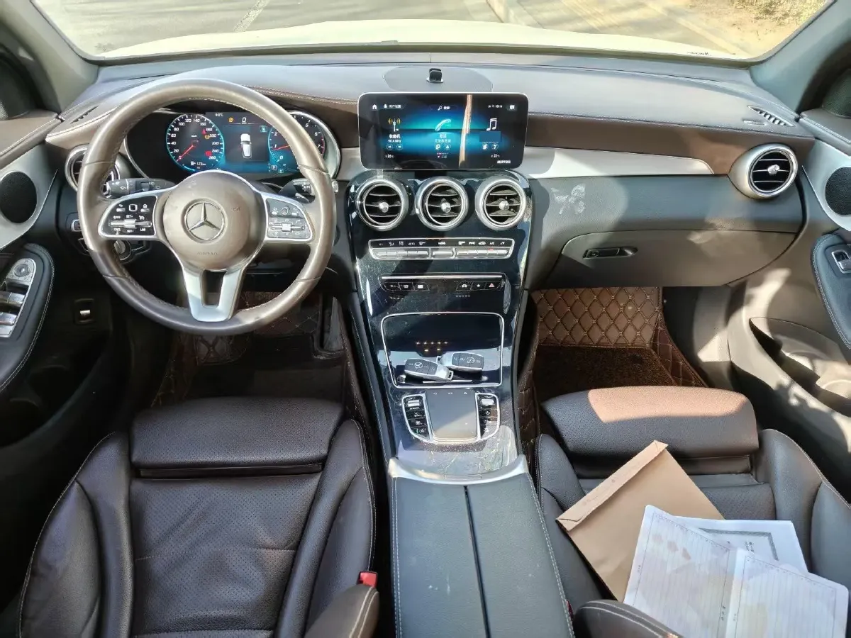 2020 Mercedes-Benz GLC Class 2.0T 197HP L4 9AT,autocango,china used car exporter,china ev exporter,chinese used car exporter,chinese used ev exporter