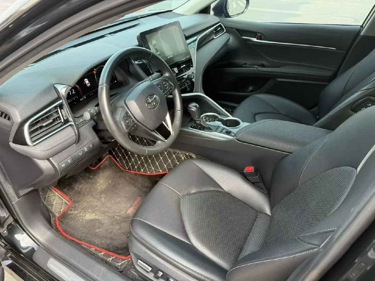 2021 Toyota Camry 2.5L 209HP L4 8AT,autocango,china used car exporter,china ev exporter,chinese used car exporter,chinese used ev exporter