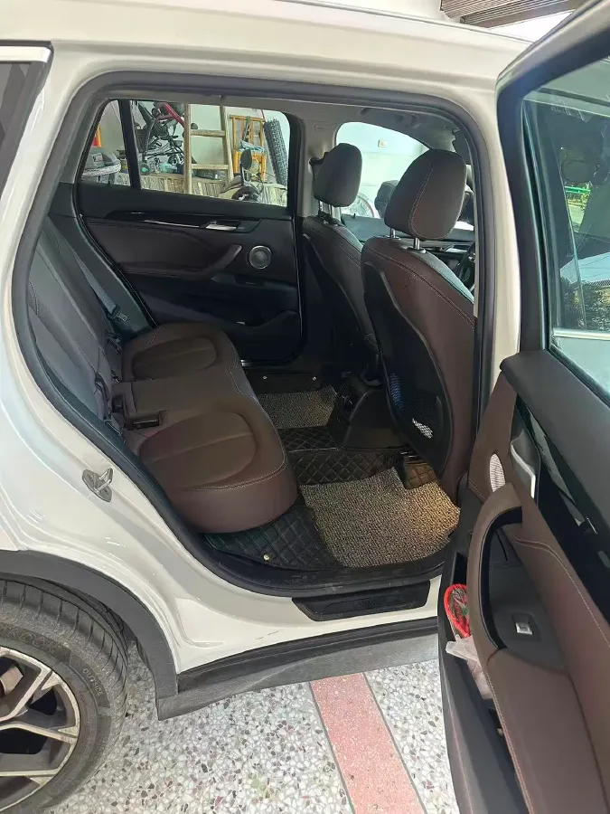 2022 BMW X1 2.0T 192HP L4 7DCT,autocango,china used car exporter,china ev exporter,chinese used car exporter,chinese used ev exporter