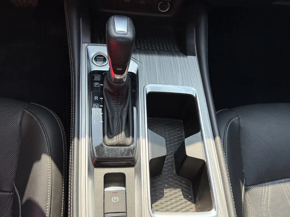 2022 Nissan Teana 2.0T 243HP L4 CVT,autocango,china used car exporter,china ev exporter,chinese used car exporter,chinese used ev exporter