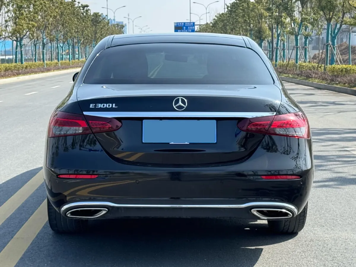 2022 Mercedes-Benz E Class 2.0T 258HP L4 9AT,autocango,china used car exporter,china ev exporter,chinese used car exporter,chinese used ev exporter