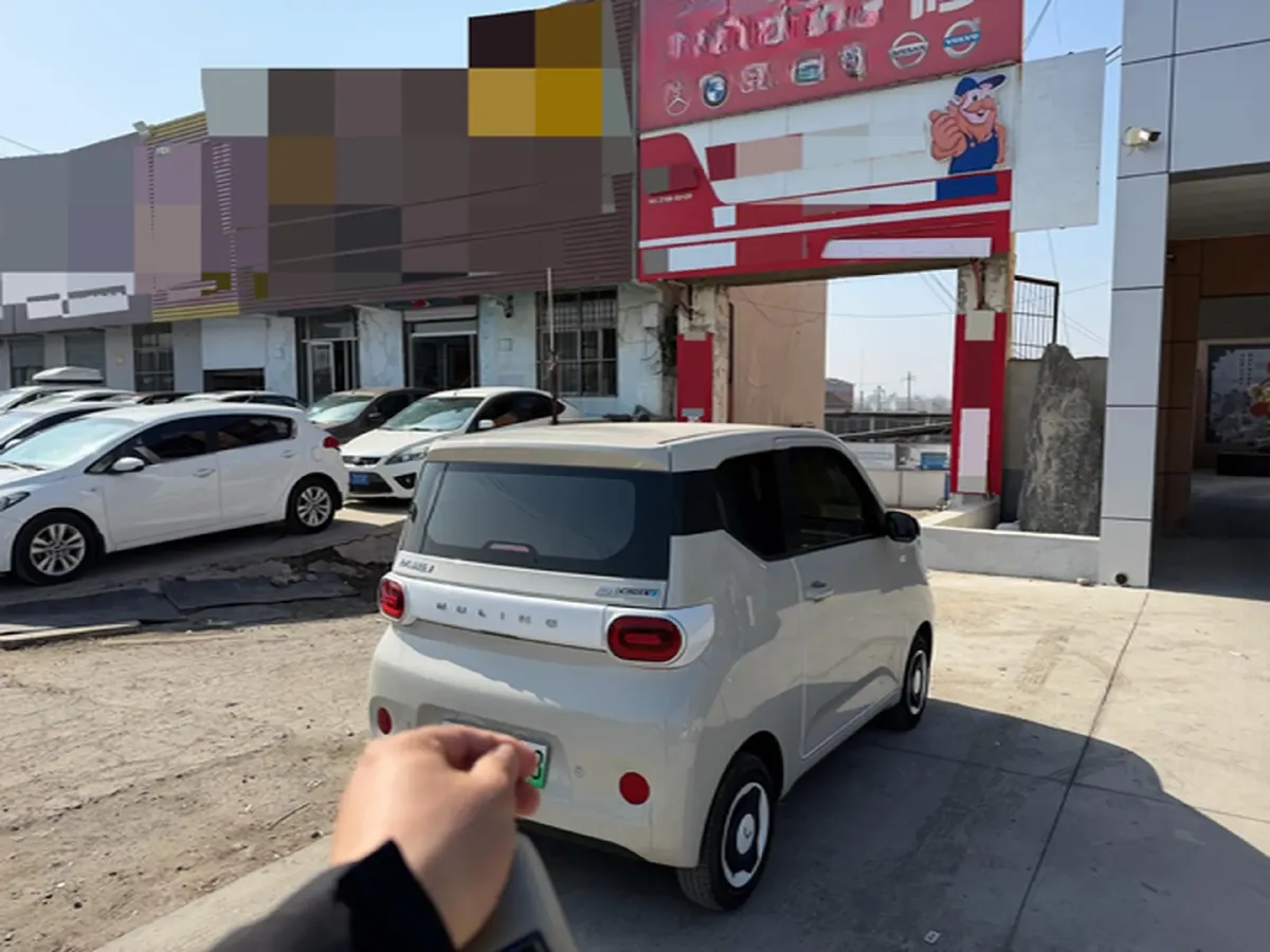 2025 WuLing ZhiGuang BEV 17.7KWH,autocango,china used car exporter,china ev exporter,chinese used car exporter,chinese used ev exporter