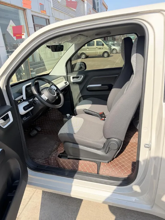 2025 WuLing ZhiGuang BEV 17.7KWH,autocango,china used car exporter,china ev exporter,chinese used car exporter,chinese used ev exporter