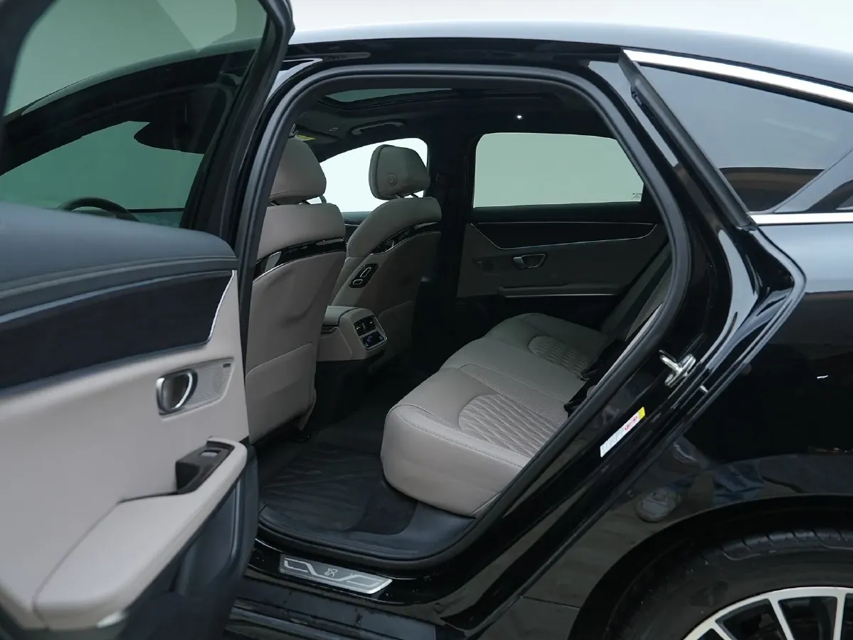 2025 BYD Han 1.5T 156HP L4 E-CVT PHEV,autocango,china used car exporter,china ev exporter,chinese used car exporter,chinese used ev exporter