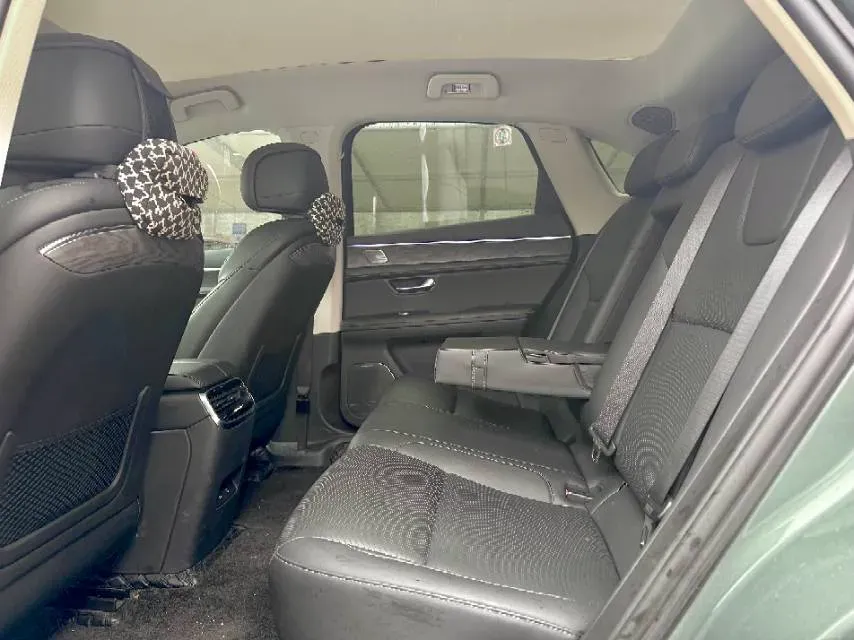 2022 Isuzu Mu-X 2.0T 220HP L4 8AT,autocango,china used car exporter,china ev exporter,chinese used car exporter,chinese used ev exporter