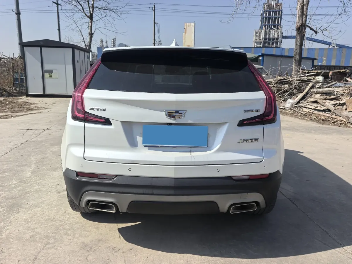 2021 Cadillac XT4 2.0T 237HP L4 9AT,autocango,china used car exporter,china ev exporter,chinese used car exporter,chinese used ev exporter