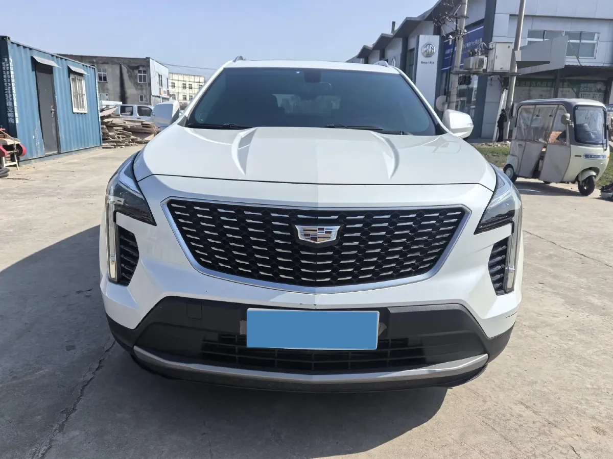 2021 Cadillac XT4 2.0T 237HP L4 9AT,autocango,china used car exporter,china ev exporter,chinese used car exporter,chinese used ev exporter