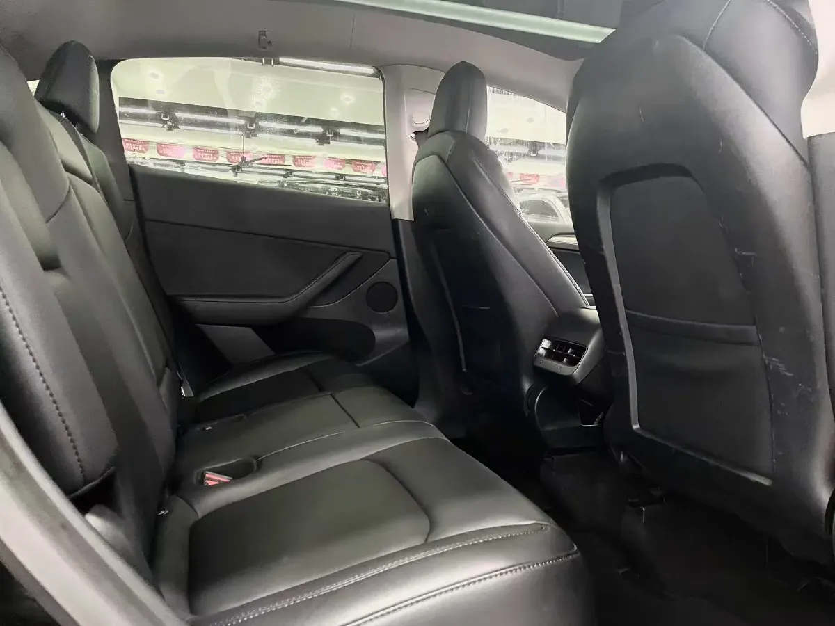 2021 Tesla Model Y BEV 60KWH,autocango,china used car exporter,china ev exporter,chinese used car exporter,chinese used ev exporter