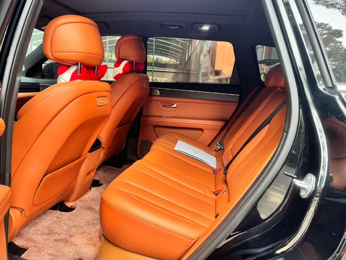 2024 AITO AITO M7 1.5T 152HP L4 REEV 42KWH,autocango,china used car exporter,china ev exporter,chinese used car exporter,chinese used ev exporter