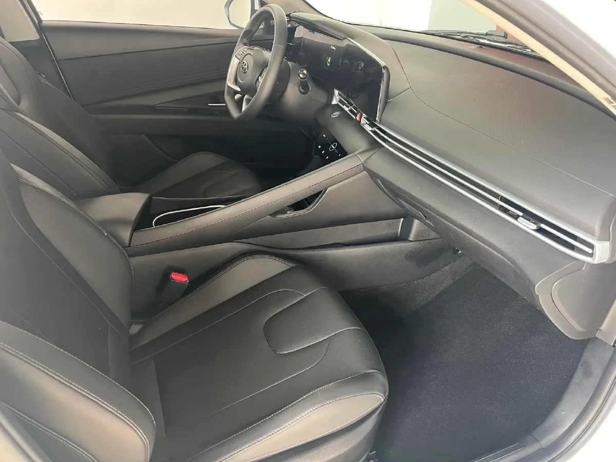 2022 Hyundai Elantra 1.5L 115HP L4 CVT,autocango,china used car exporter,china ev exporter,chinese used car exporter,chinese used ev exporter