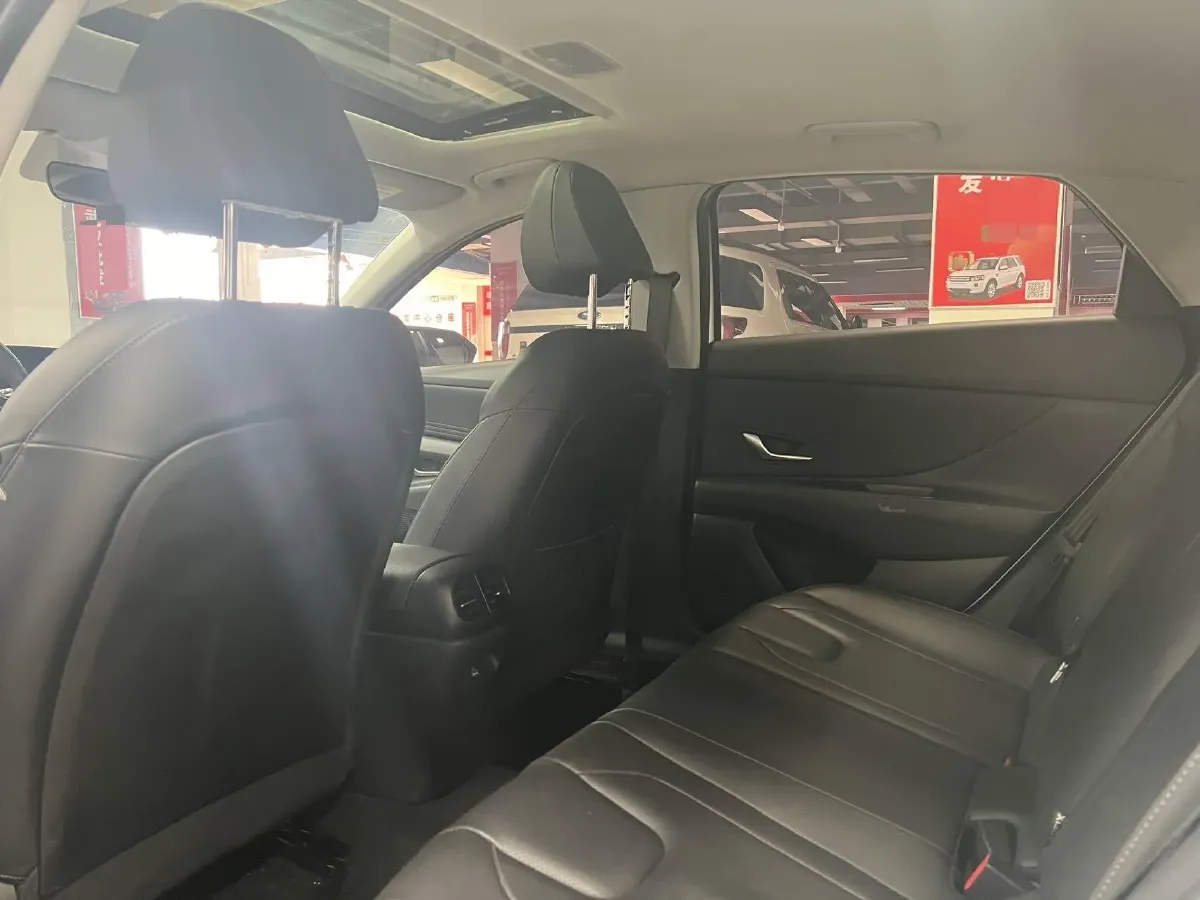 2022 Hyundai Elantra 1.5L 115HP L4 CVT,autocango,china used car exporter,china ev exporter,chinese used car exporter,chinese used ev exporter