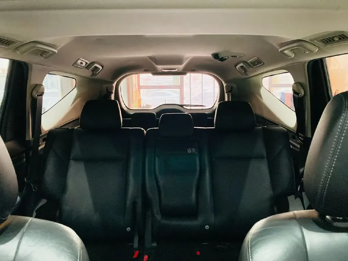 2020 Mitsubishi Pajero 3.0L 209HP V6 8AT,autocango,china used car exporter,china ev exporter,chinese used car exporter,chinese used ev exporter