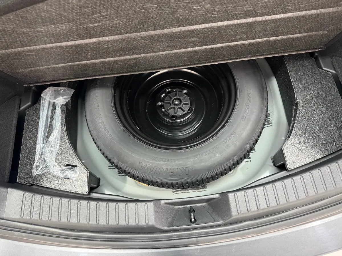 2022 Hyundai Tucson 2.0L 150HP L4 6AT Hybrid,autocango,china used car exporter,china ev exporter,chinese used car exporter,chinese used ev exporter