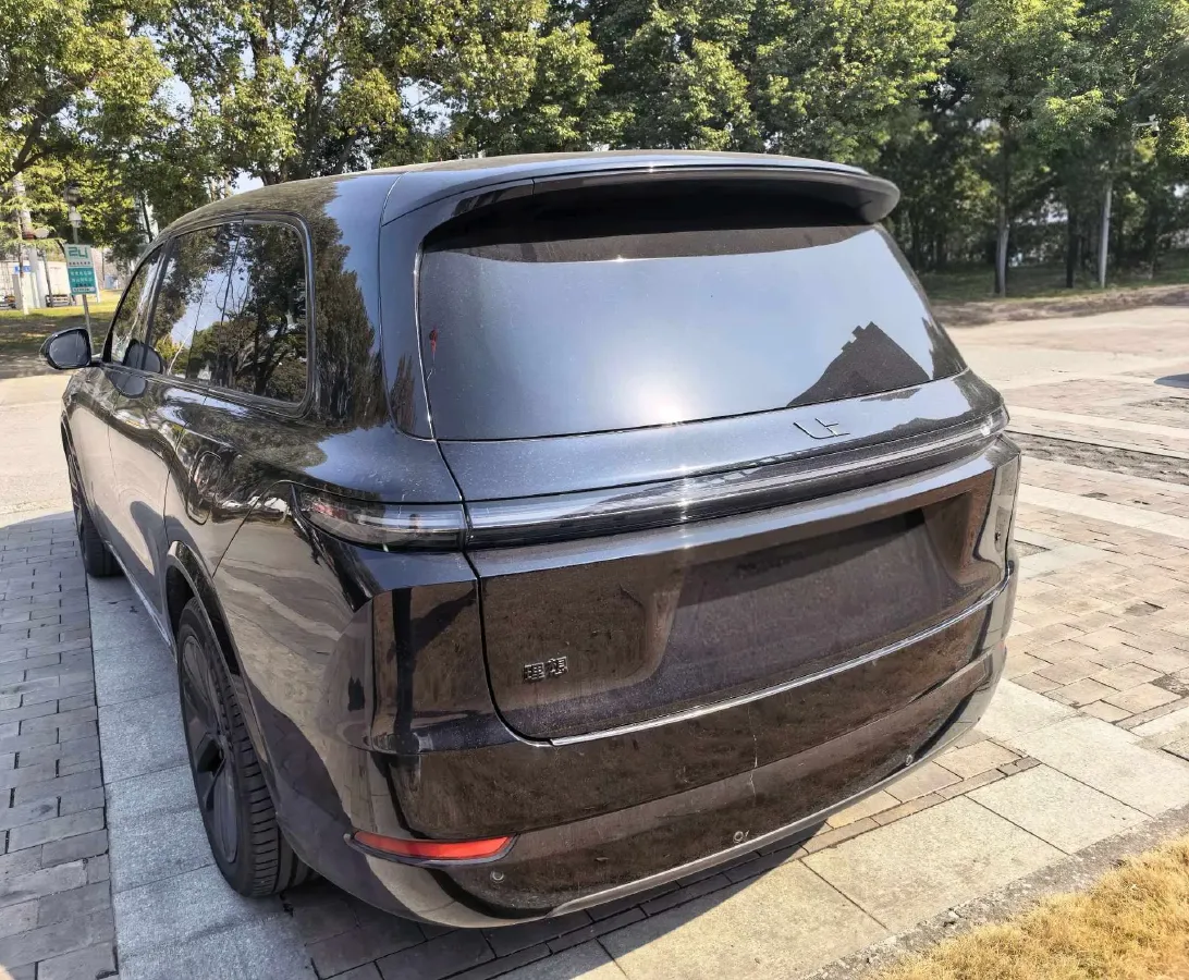 2024 Li L9 Range Extended 154HP REEV 52.3KWH,autocango,china used car exporter,china ev exporter,chinese used car exporter,chinese used ev exporter