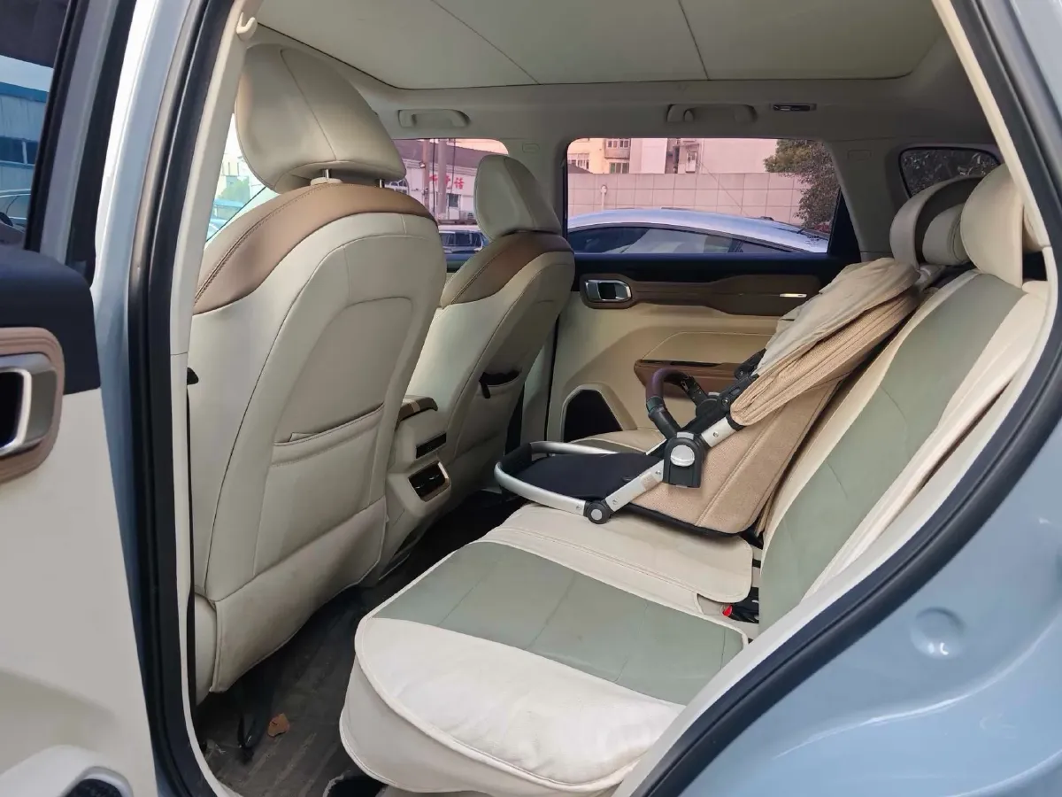 2020 Geely ICON 1.5T 177HP L3 7DCT,autocango,china used car exporter,china ev exporter,chinese used car exporter,chinese used ev exporter