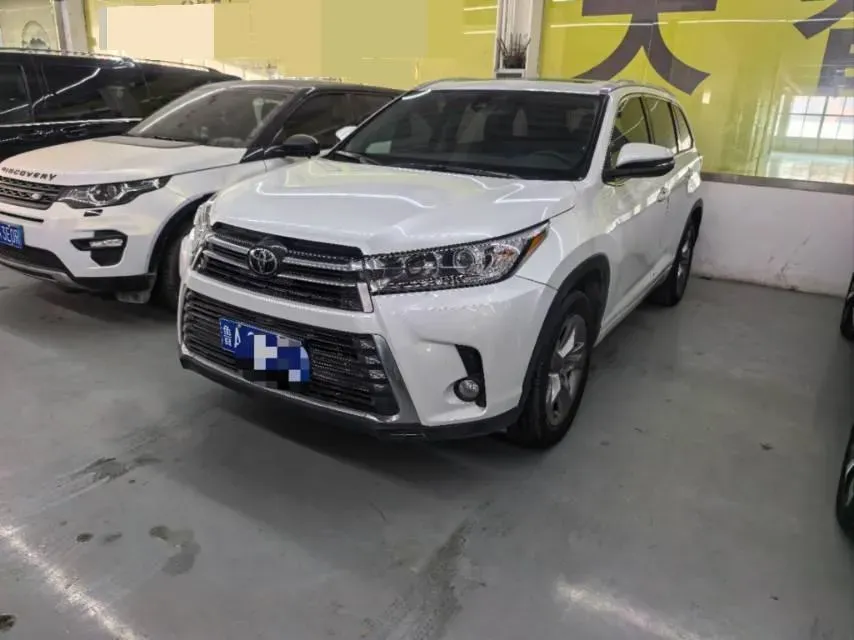 2021 Toyota Highlander 2.0T 220HP L4 6AT,autocango,china used car exporter,china ev exporter,chinese used car exporter,chinese used ev exporter
