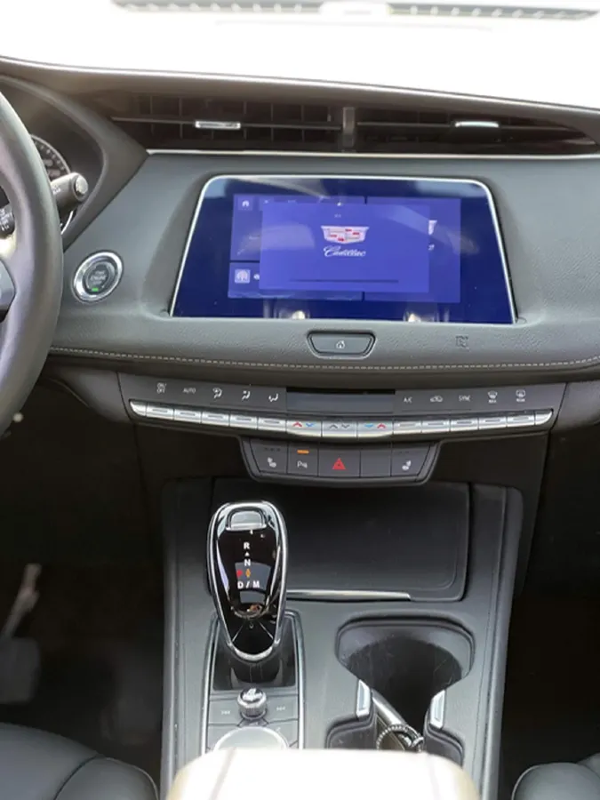 2021 Cadillac XT4 2.0T 237HP L4 9AT,autocango,china used car exporter,china ev exporter,chinese used car exporter,chinese used ev exporter