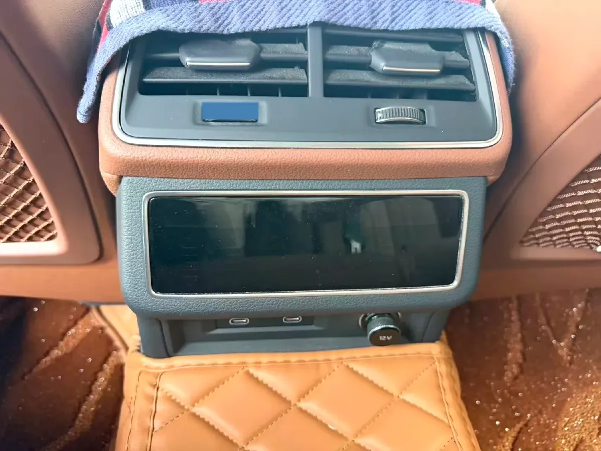 2024 Audi A6L 2.0T 245HP L4 7DCT,autocango,china used car exporter,china ev exporter,chinese used car exporter,chinese used ev exporter