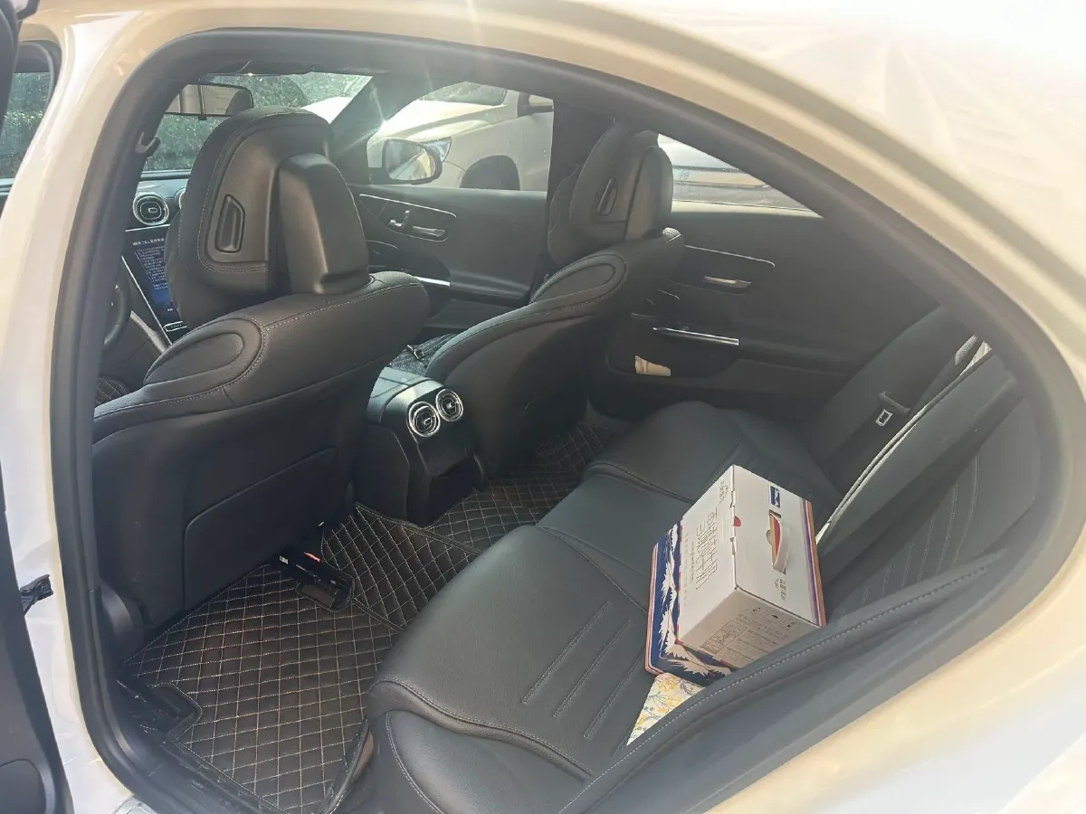 2024 Mercedes-Benz C Class 1.5T 204HP L4 9AT,autocango,china used car exporter,china ev exporter,chinese used car exporter,chinese used ev exporter