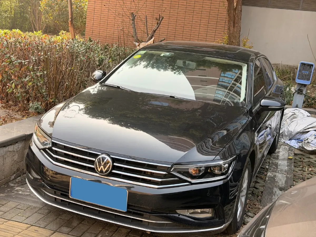 2020 Volkswagen Magotan 1.4T 150HP L4 7DCT,autocango,china used car exporter,china ev exporter,chinese used car exporter,chinese used ev exporter