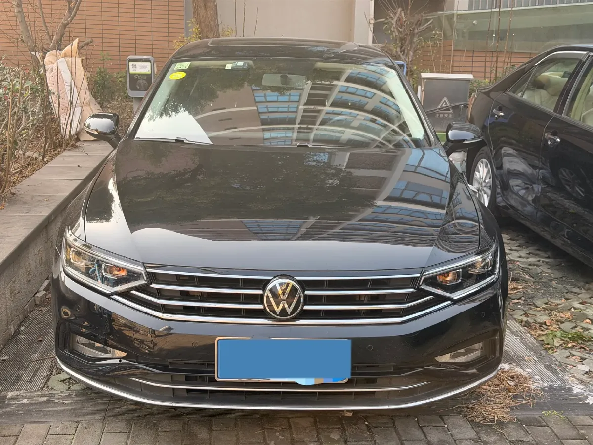 2020 Volkswagen Magotan 1.4T 150HP L4 7DCT,autocango,china used car exporter,china ev exporter,chinese used car exporter,chinese used ev exporter