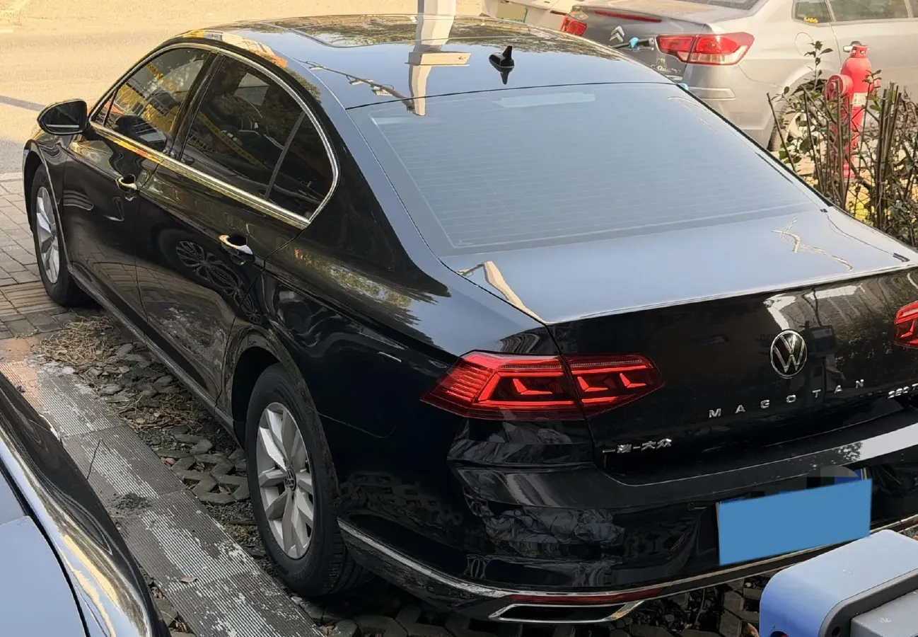 2020 Volkswagen Magotan 1.4T 150HP L4 7DCT,autocango,china used car exporter,china ev exporter,chinese used car exporter,chinese used ev exporter