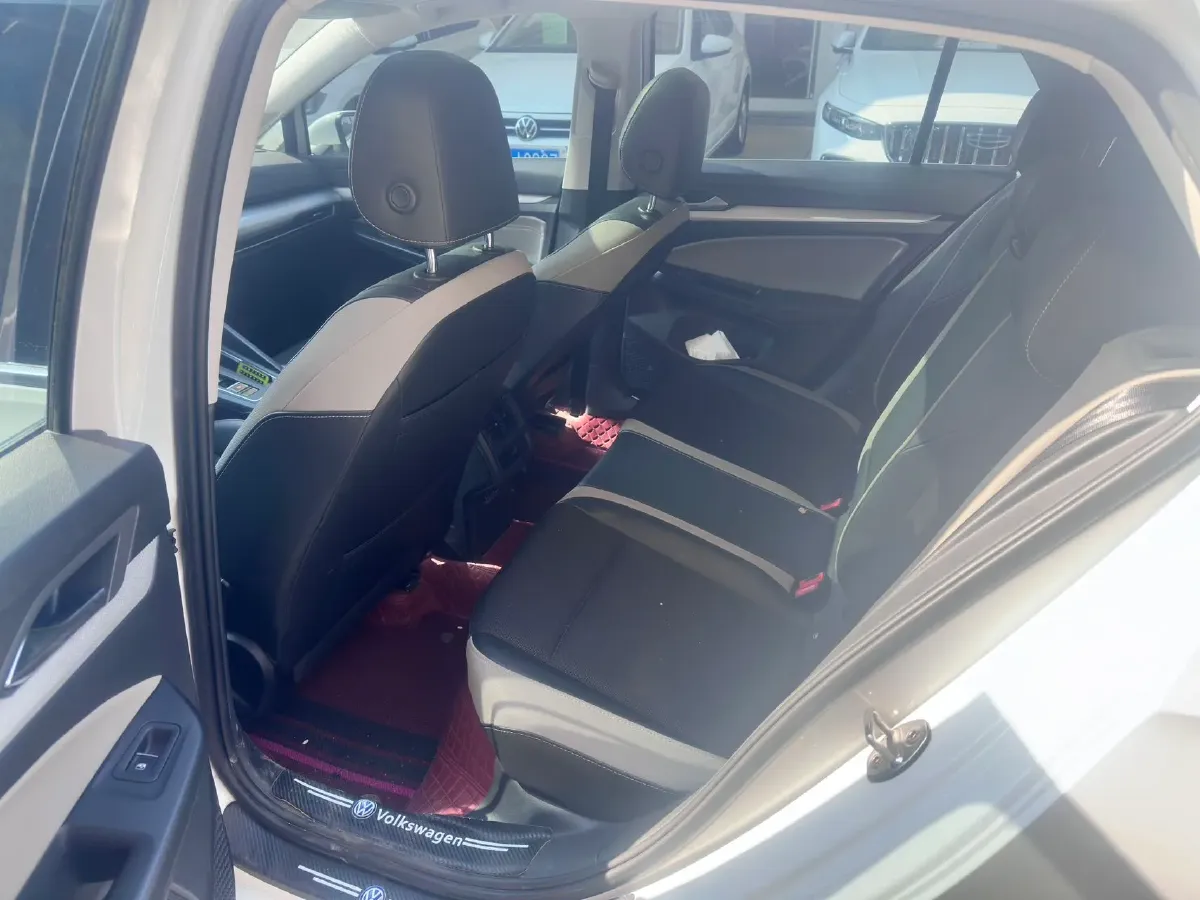 2023 Volkswagen Golf 1.4T 150HP L4 7DCT,autocango,china used car exporter,china ev exporter,chinese used car exporter,chinese used ev exporter