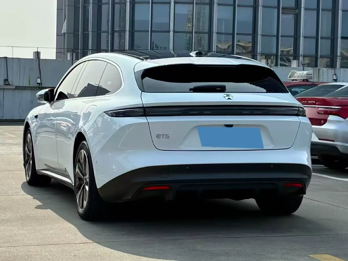 2023 NIO ET5T BEV 75KWH,autocango,china used car exporter,china ev exporter,chinese used car exporter,chinese used ev exporter