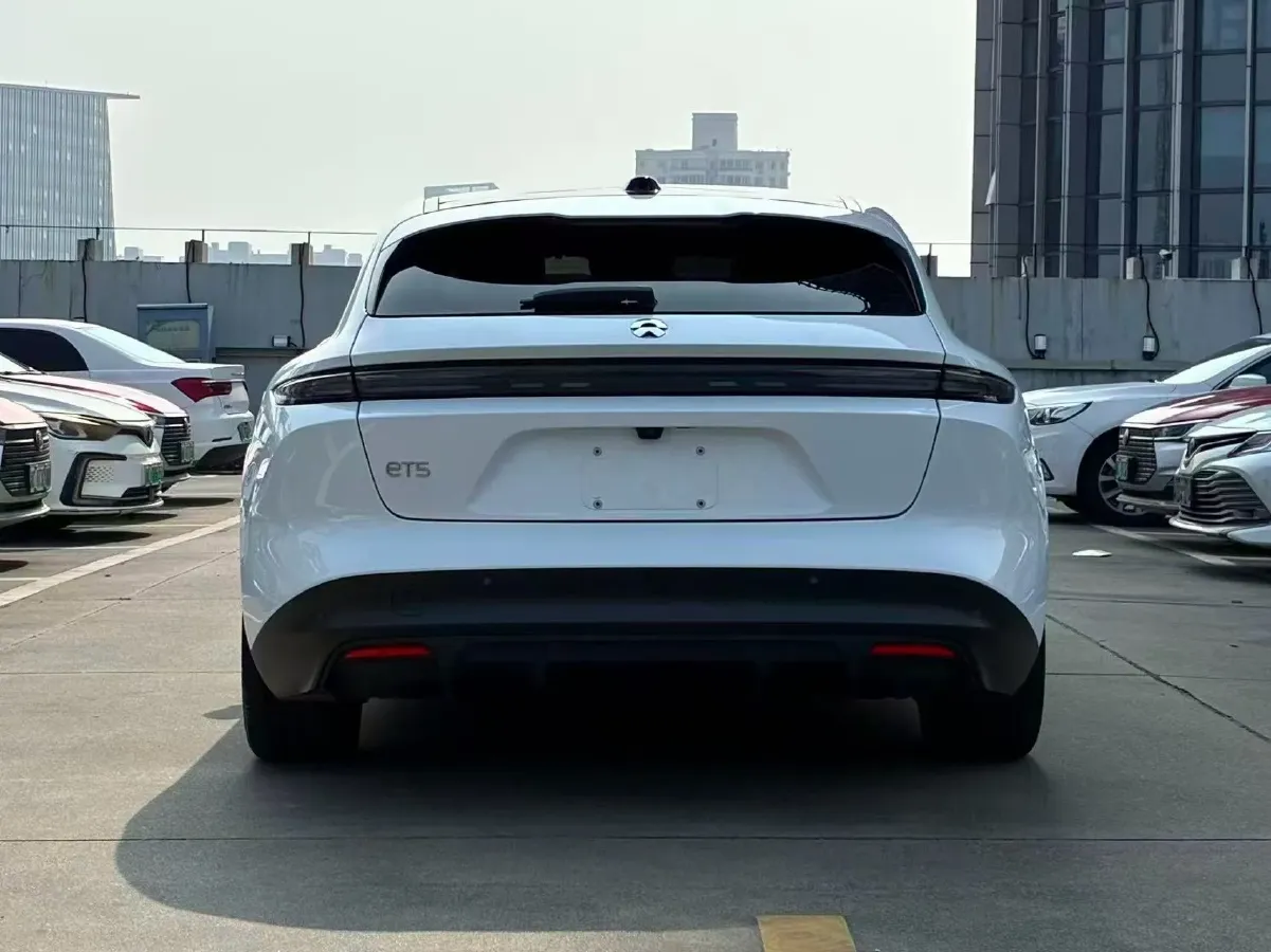 2023 NIO ET5T BEV 75KWH,autocango,china used car exporter,china ev exporter,chinese used car exporter,chinese used ev exporter