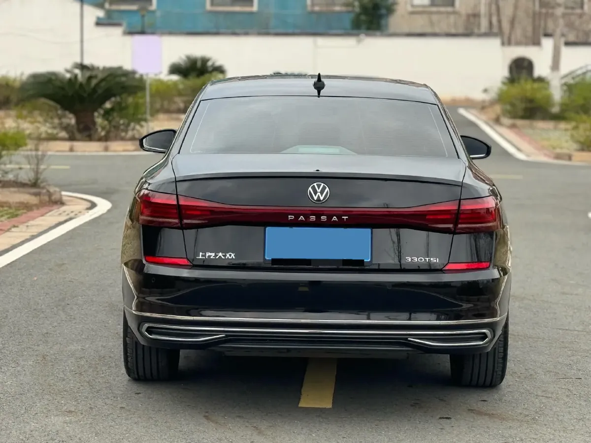 2024 Volkswagen Passat 2.0T 186HP L4 7DCT,autocango,china used car exporter,china ev exporter,chinese used car exporter,chinese used ev exporter