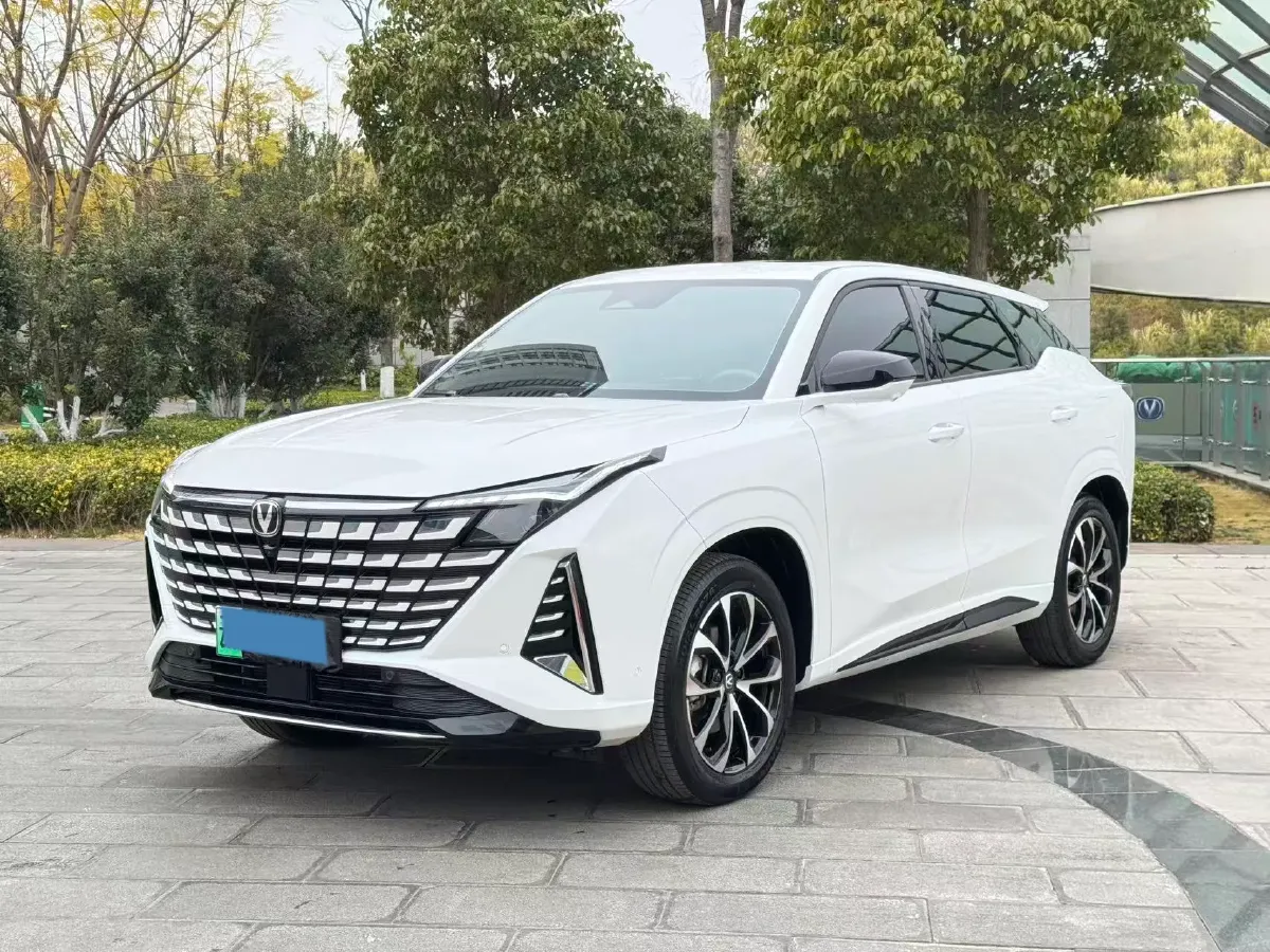 2024 ChangAn UNI-Z 1.5L 98HP L4 E-CVT PHEV 18.4KWH,autocango,china used car exporter,china ev exporter,chinese used car exporter,chinese used ev exporter