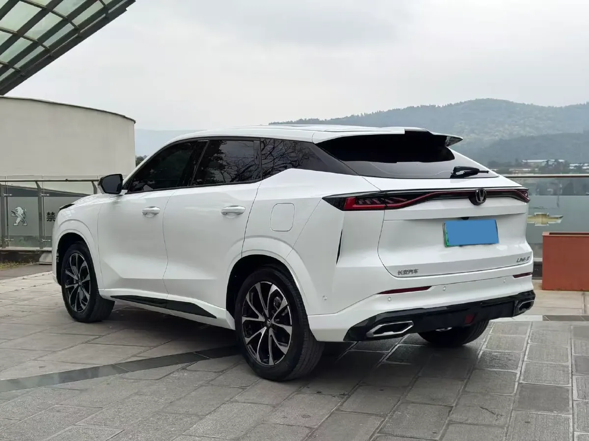 2024 ChangAn UNI-Z 1.5L 98HP L4 E-CVT PHEV 18.4KWH,autocango,china used car exporter,china ev exporter,chinese used car exporter,chinese used ev exporter