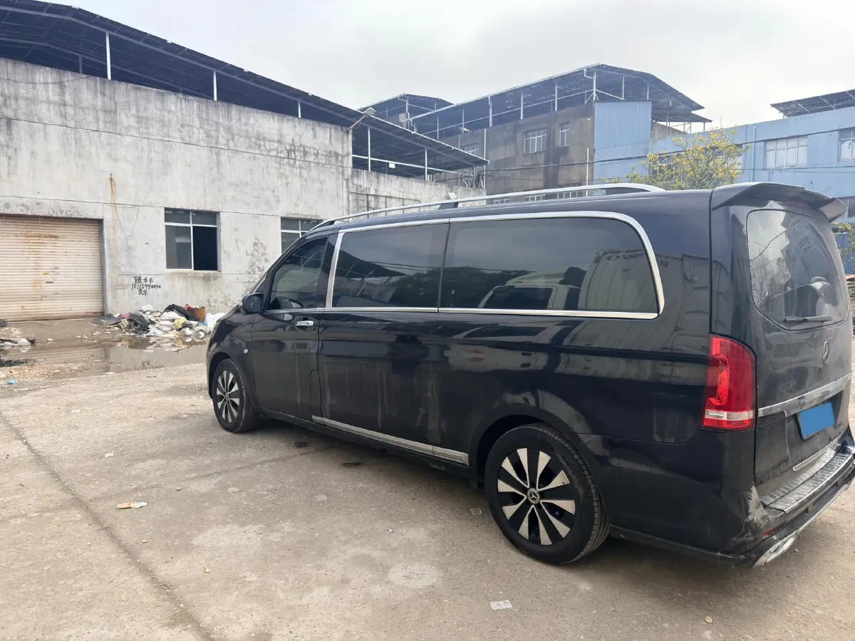 2021 Mercedes-Benz Vito 2.0T 211HP L4 9AT,autocango,china used car exporter,china ev exporter,chinese used car exporter,chinese used ev exporter