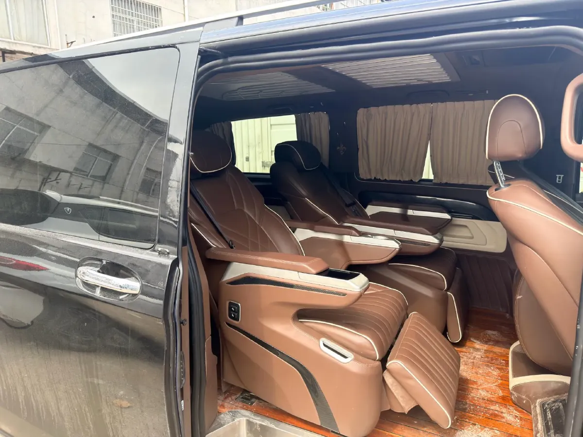 2021 Mercedes-Benz Vito 2.0T 211HP L4 9AT,autocango,china used car exporter,china ev exporter,chinese used car exporter,chinese used ev exporter