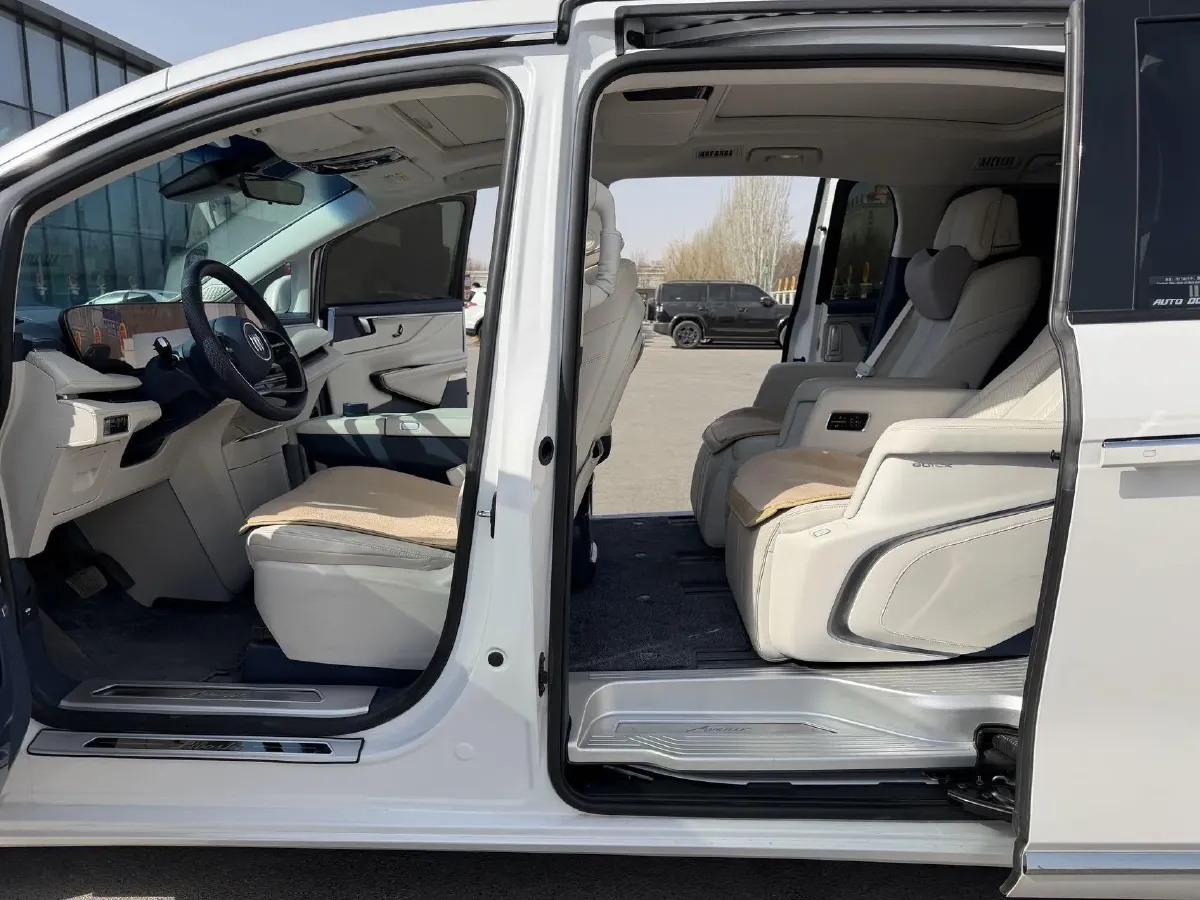 2024 Buick GL8 1.5T 180HP L4 2DHT PHEV 24.4KWH,autocango,china used car exporter,china ev exporter,chinese used car exporter,chinese used ev exporter