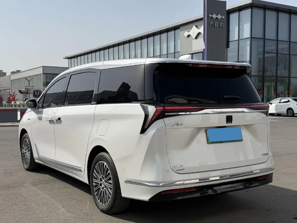 2024 Buick GL8 1.5T 180HP L4 2DHT PHEV 24.4KWH,autocango,china used car exporter,china ev exporter,chinese used car exporter,chinese used ev exporter