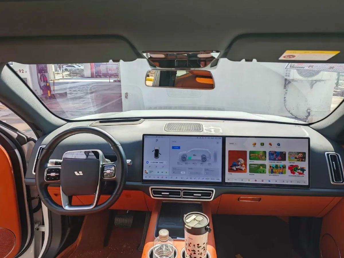 2024 Li L8 Range Extended 154HP REEV 42.8KWH,autocango,china used car exporter,china ev exporter,chinese used car exporter,chinese used ev exporter