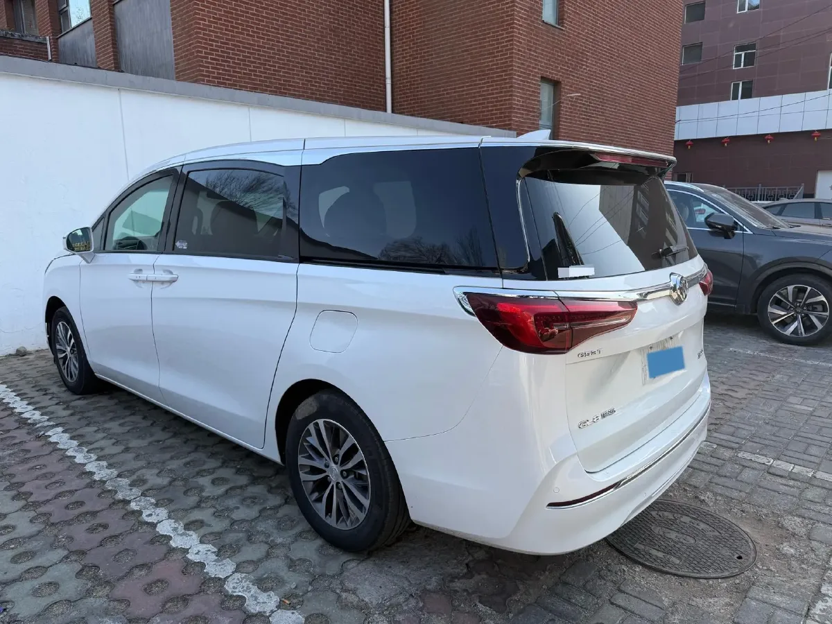 2021 Buick GL8 2.0T 237HP L4 9AT,autocango,china used car exporter,china ev exporter,chinese used car exporter,chinese used ev exporter