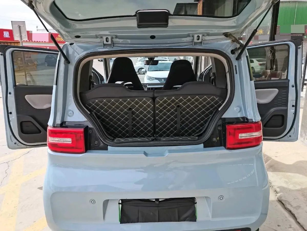 2022 LingBox uni BEV 11.52KWH,autocango,china used car exporter,china ev exporter,chinese used car exporter,chinese used ev exporter