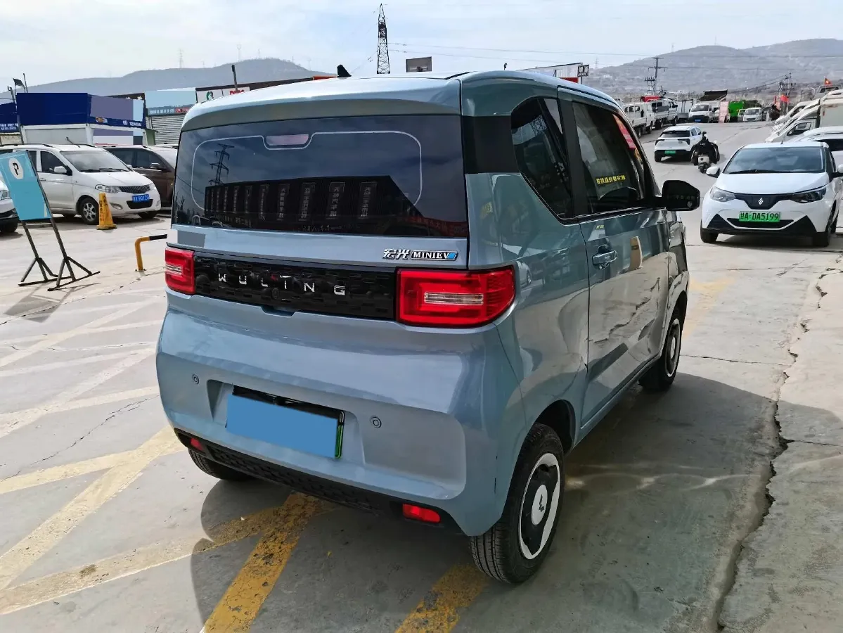 2022 LingBox uni BEV 11.52KWH,autocango,china used car exporter,china ev exporter,chinese used car exporter,chinese used ev exporter
